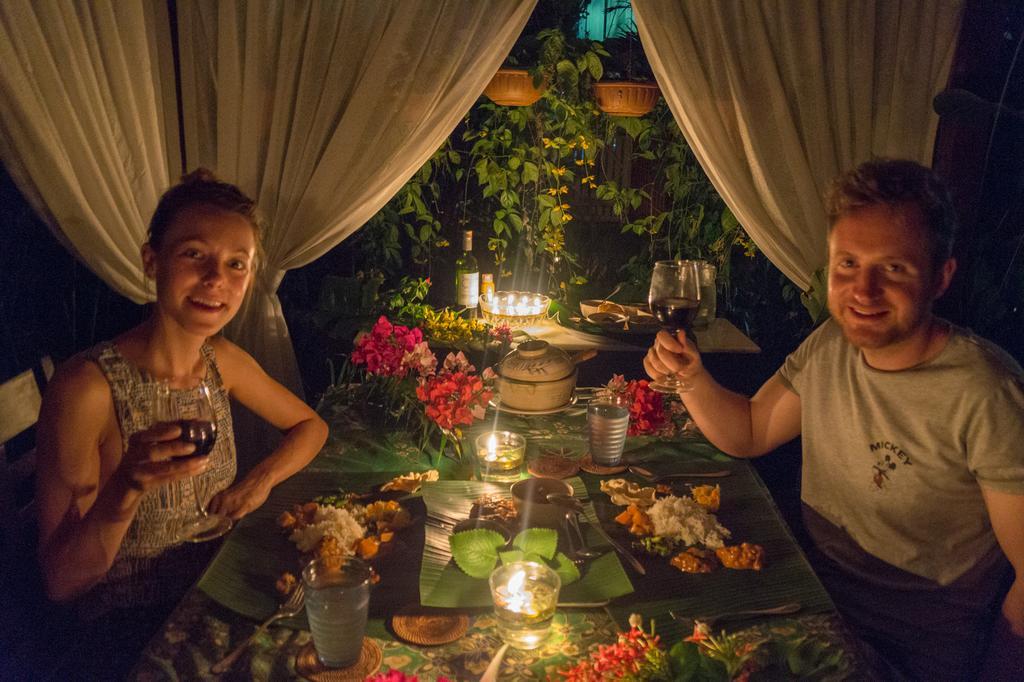 Bike And Tours Bed And Breakfast Lahad Datu Ngoại thất bức ảnh